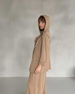 Giacca con cappuccio - cammello